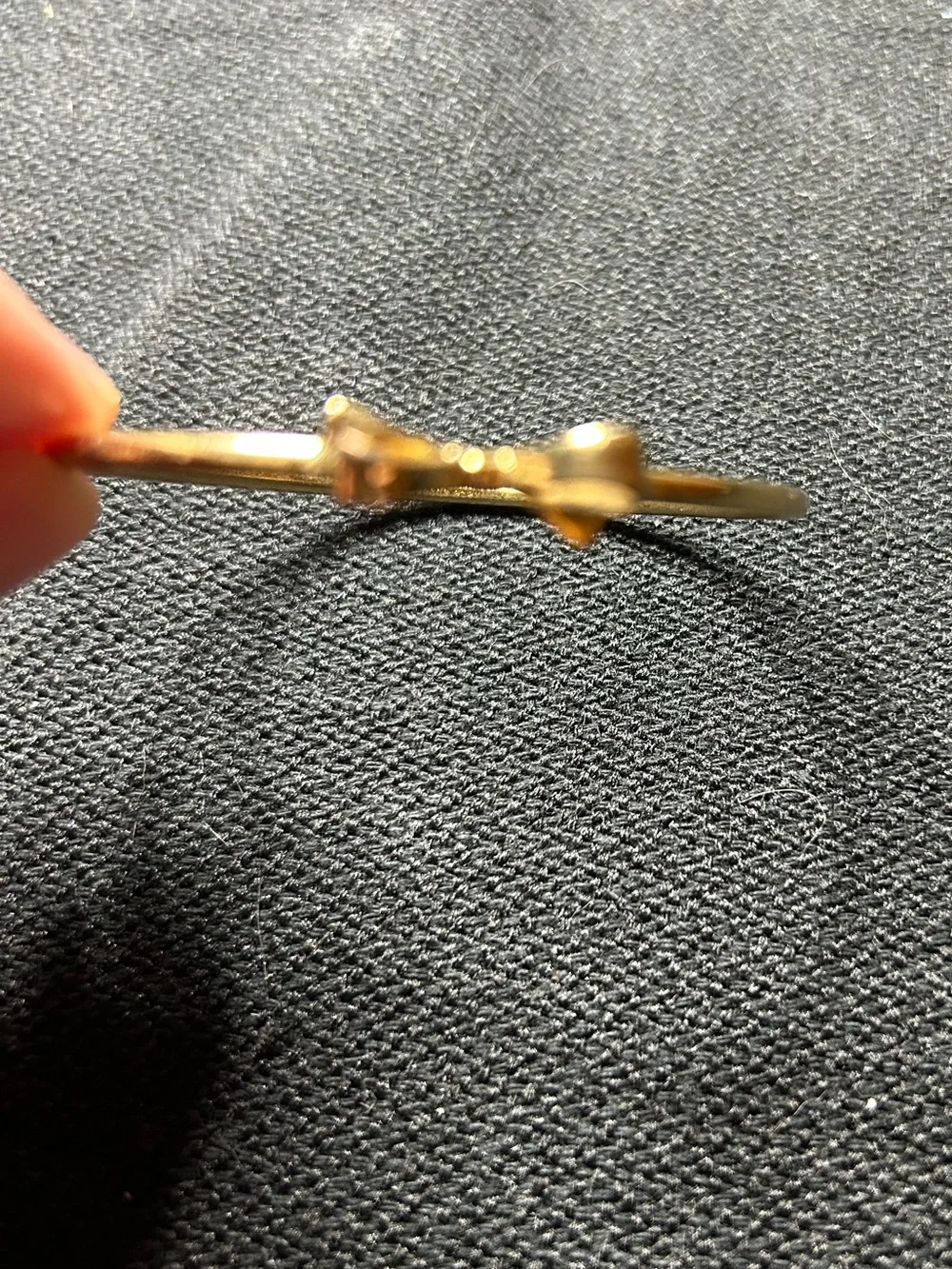 Kate Spade Gold‑Tone Bow Hinge Bangle Bracelet – Classic & Feminine - Picture 4 of 7